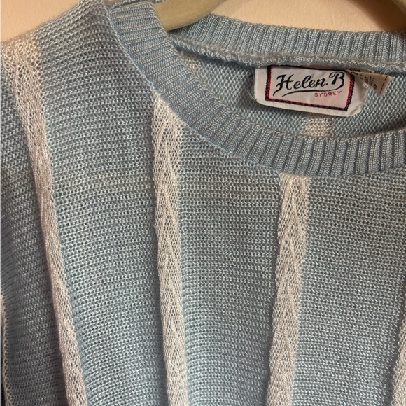 Vintage Blue and White knit top - Picture 4 of 8